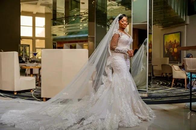 Glamorous Long Mermaid Appliques Long Sleeves Wedding Dresses With Lace (ZD16537)