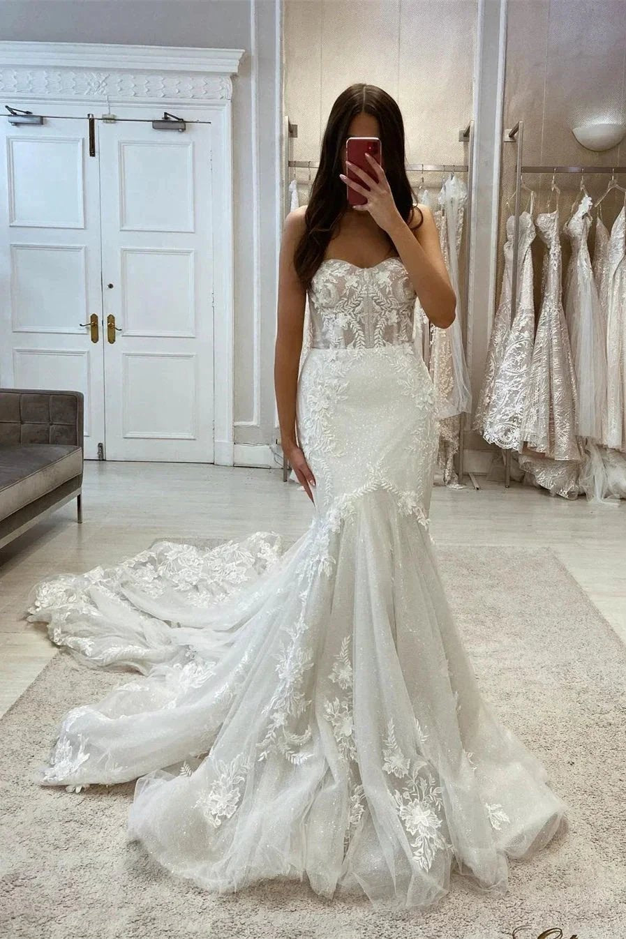Glamorous Mermaid Sleeveless Appliques Lace Wedding Dress With Train (ZD14552)