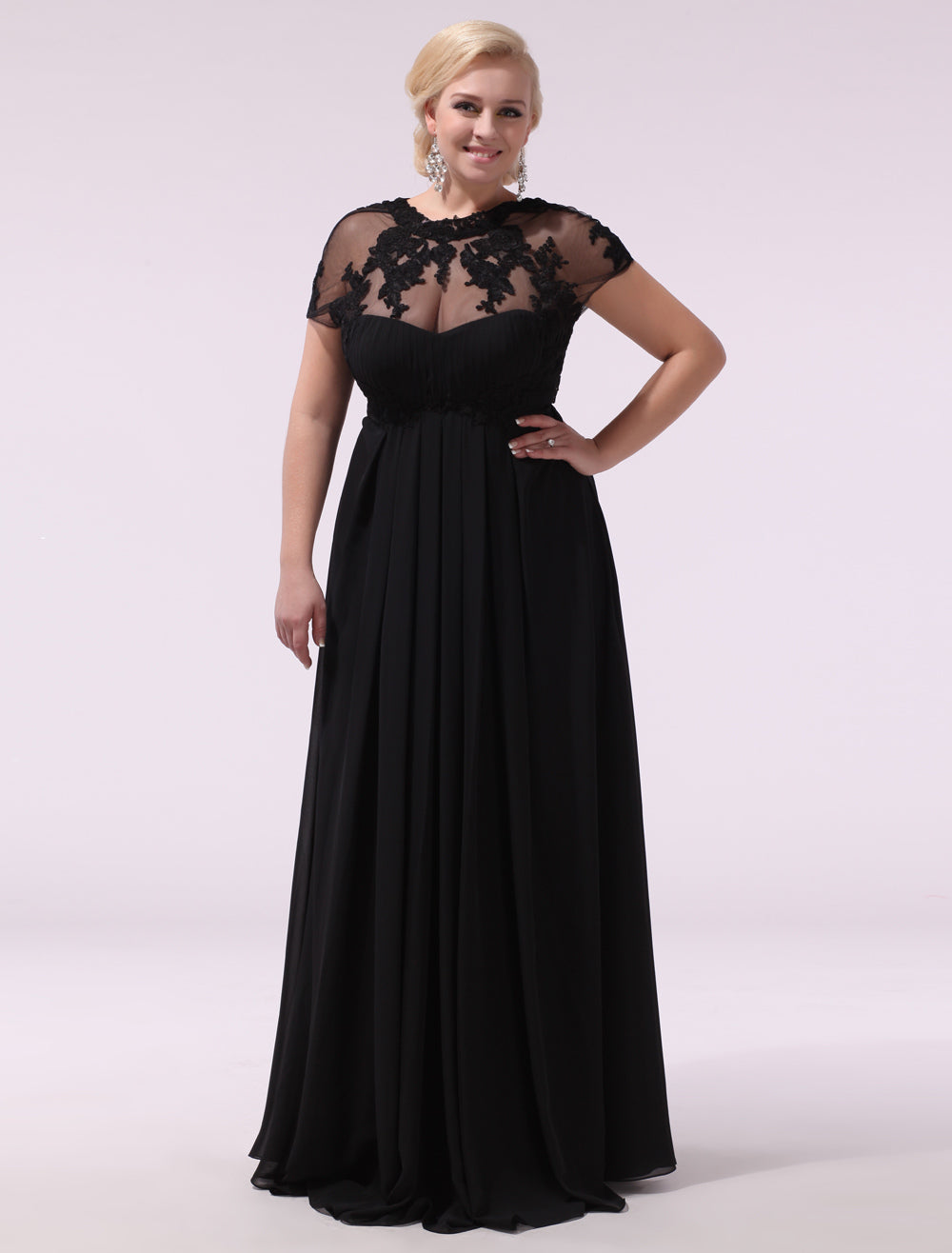 Gorgeous Black Evening Dresses Plus Size Evening Dress Chiffon Lace Applique Illusion Short Sleeves Floor-Length Wedding Guest Dress