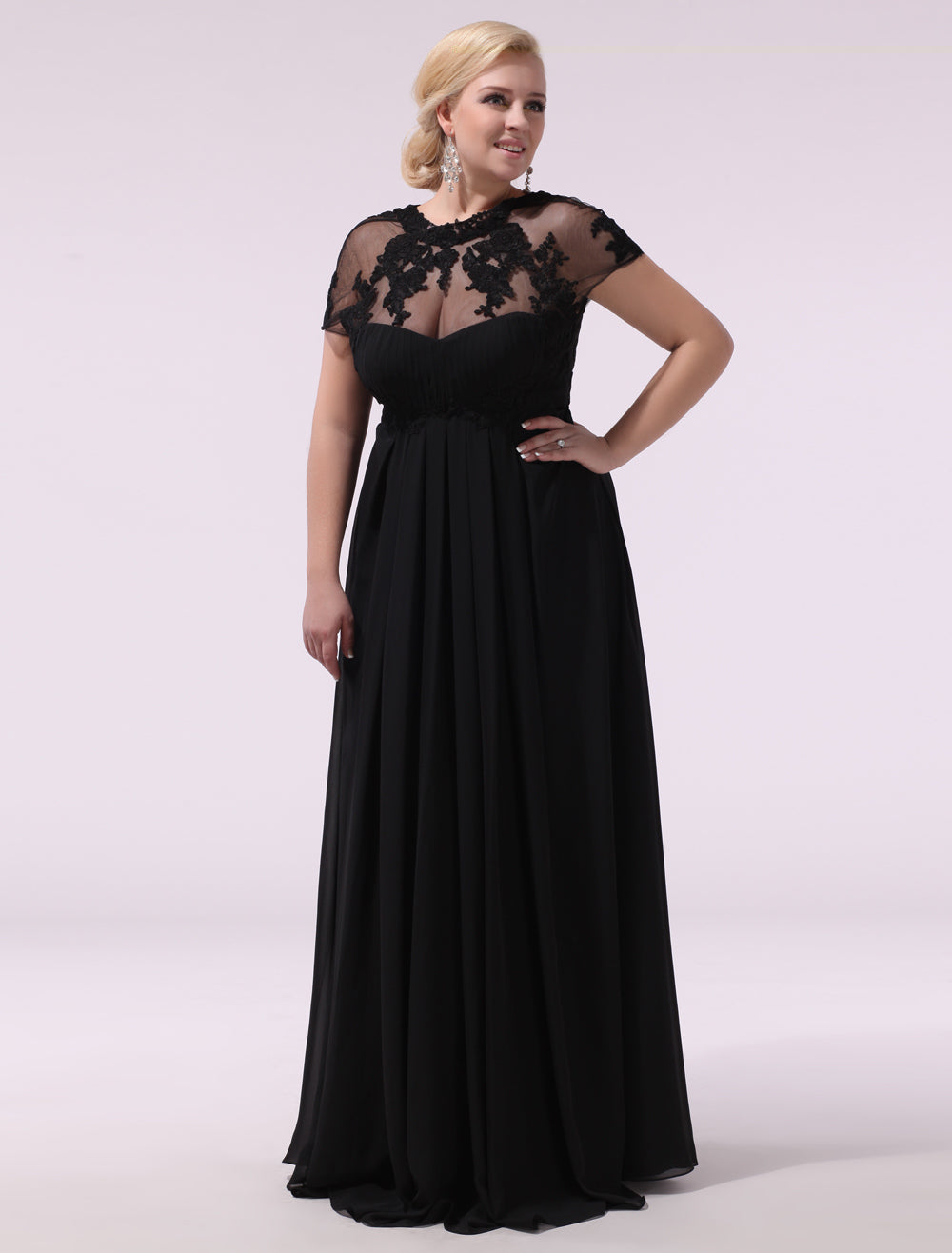 Gorgeous Black Evening Dresses Plus Size Evening Dress Chiffon Lace Applique Illusion Short Sleeves Floor-Length Wedding Guest Dress