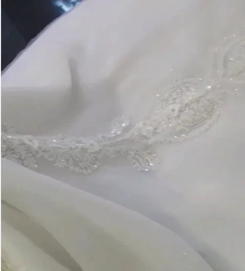 Gorgeous Crystals Mermaid Wedding Dress Off-the-Shoulder Appliques Bridal Wears (ZD13887)