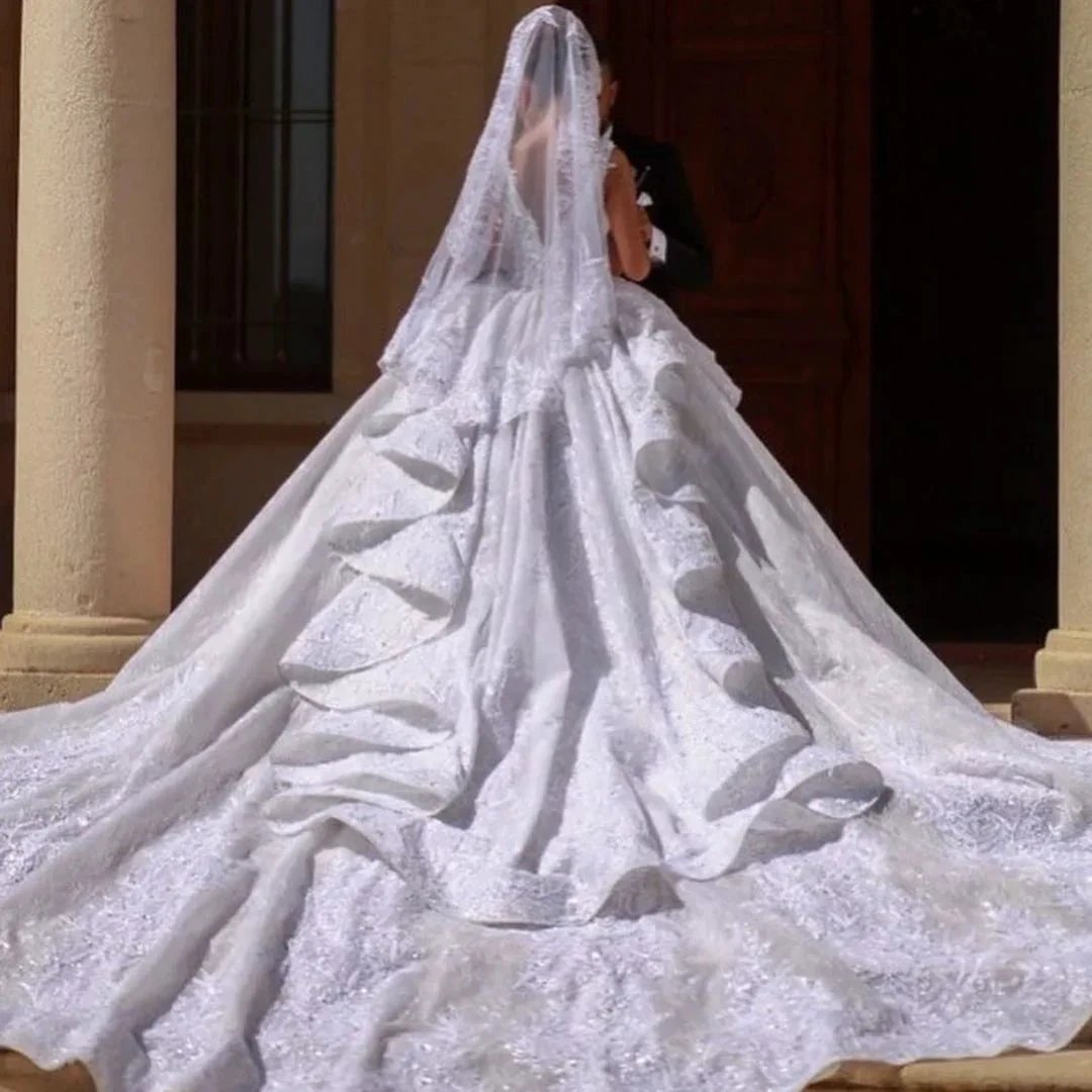 Gorgeous Long Ball Gown Off-the-shoulder Lace Wedding Dress (ZD15021)
