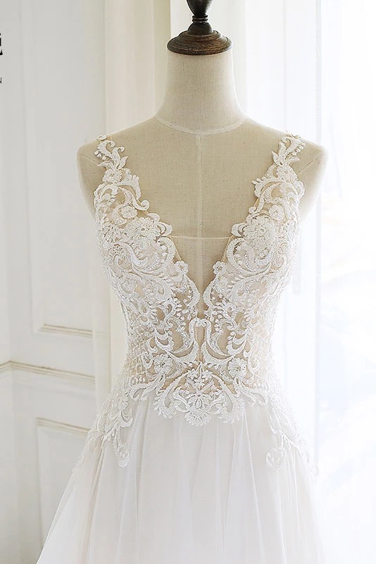 Gorgeous White Tulle Lace Long Wedding Dress Sleeveless Custom Size Bridal Gowns On Sale (ZD17432)