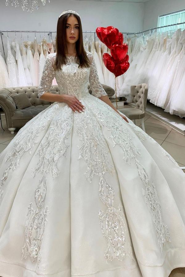 Half Sleeves Applqiues Ball Gown Wedding Dress (ZD17519)