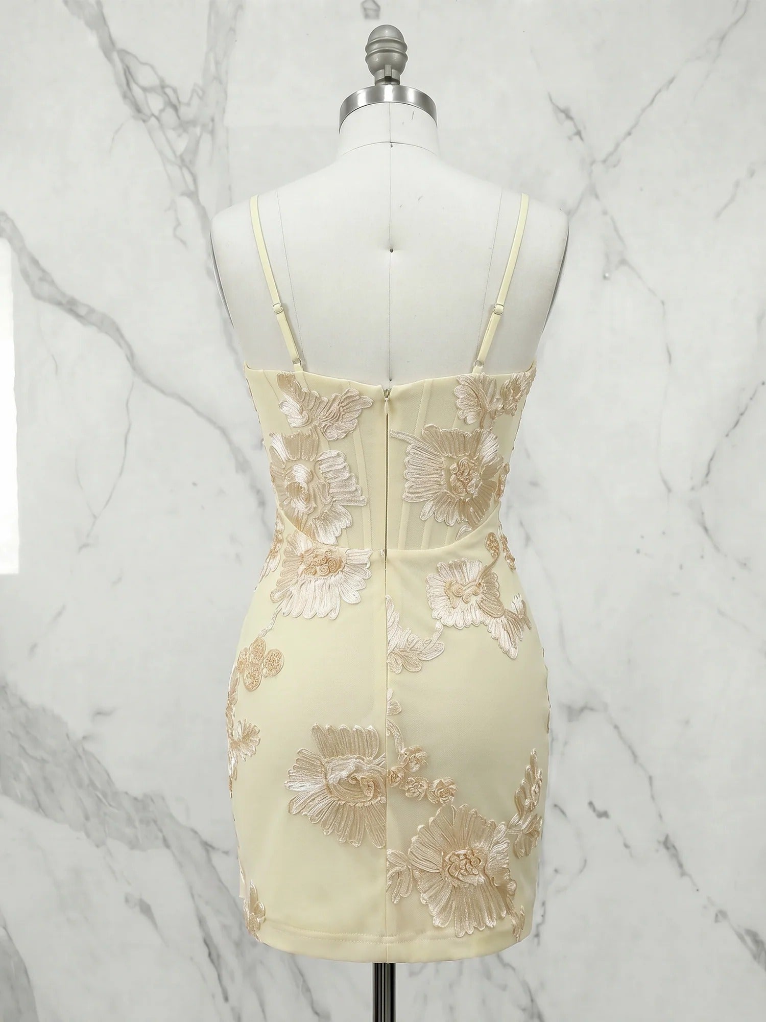 Romantic Butter Yellow Floral Embroidered Short Corset Homecoming Dress