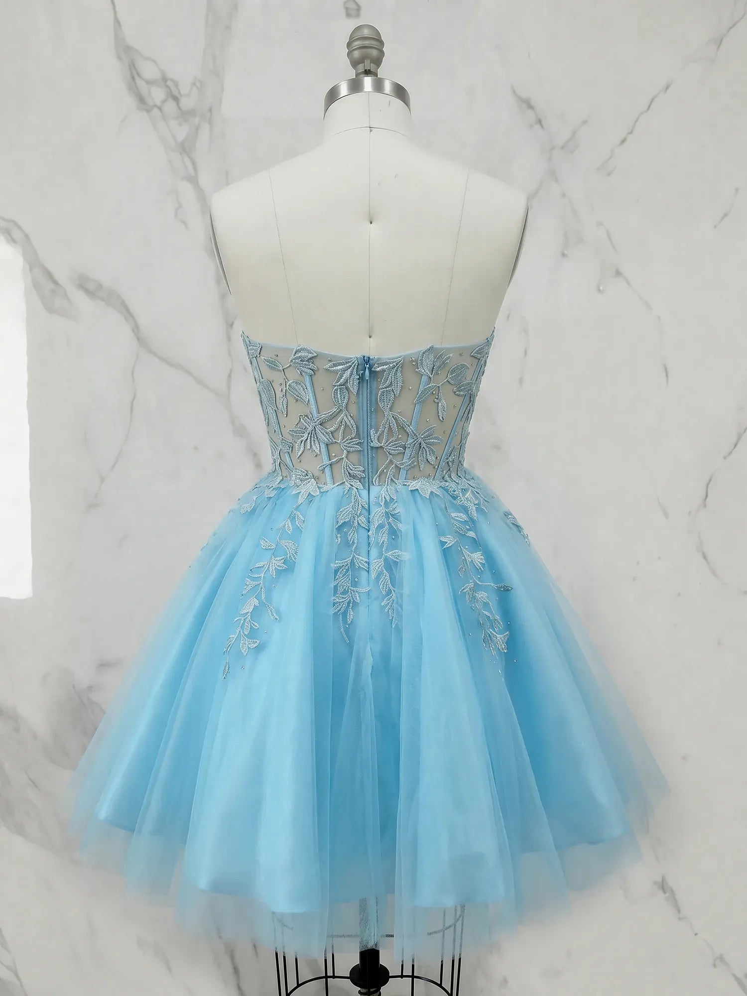 V-Neck Floral Lace-Up Mini Bodycon Homecoming Dresses