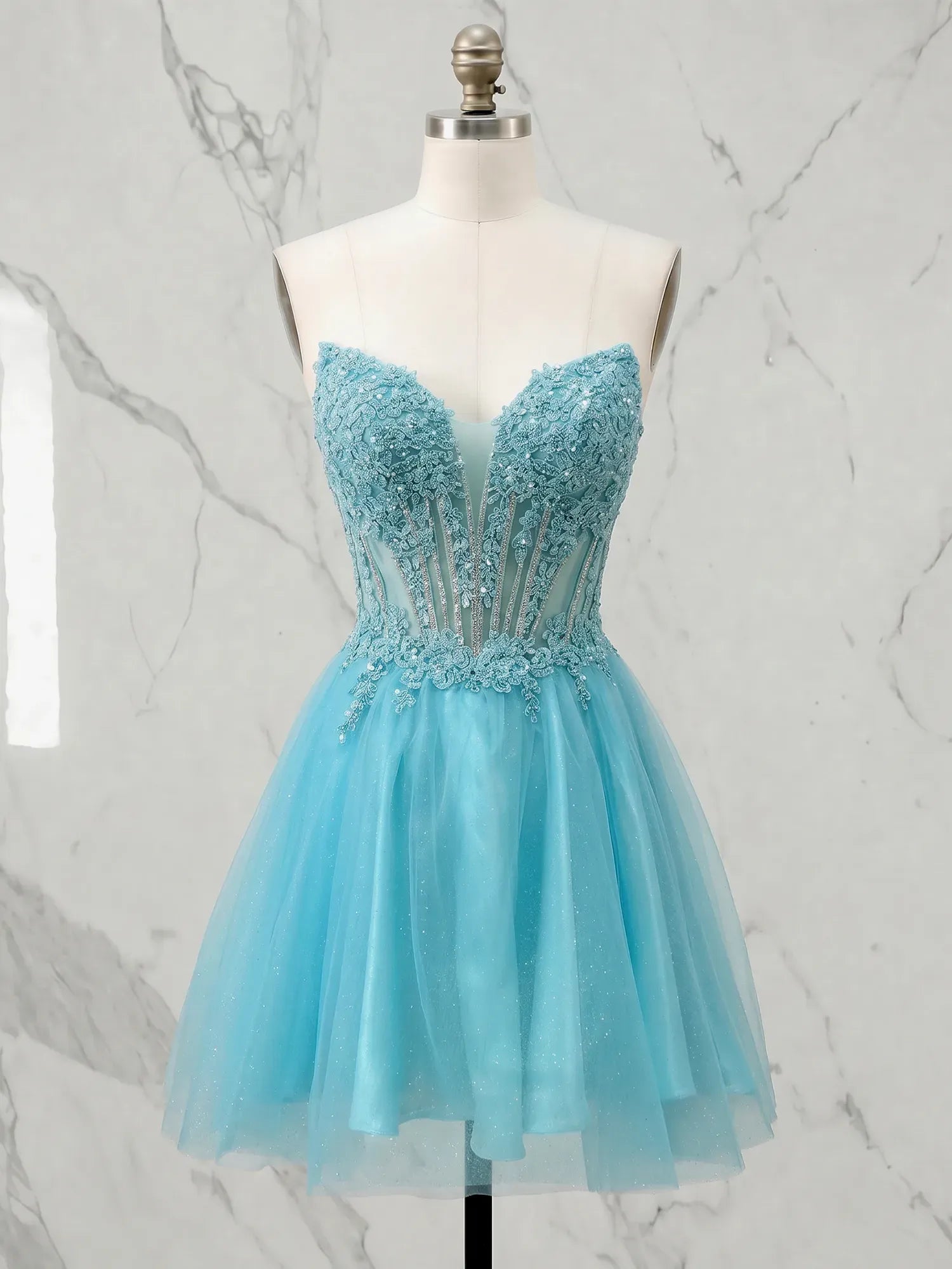 Sweetheart Beaded Tulle Mini Homecoming Dresses with Train