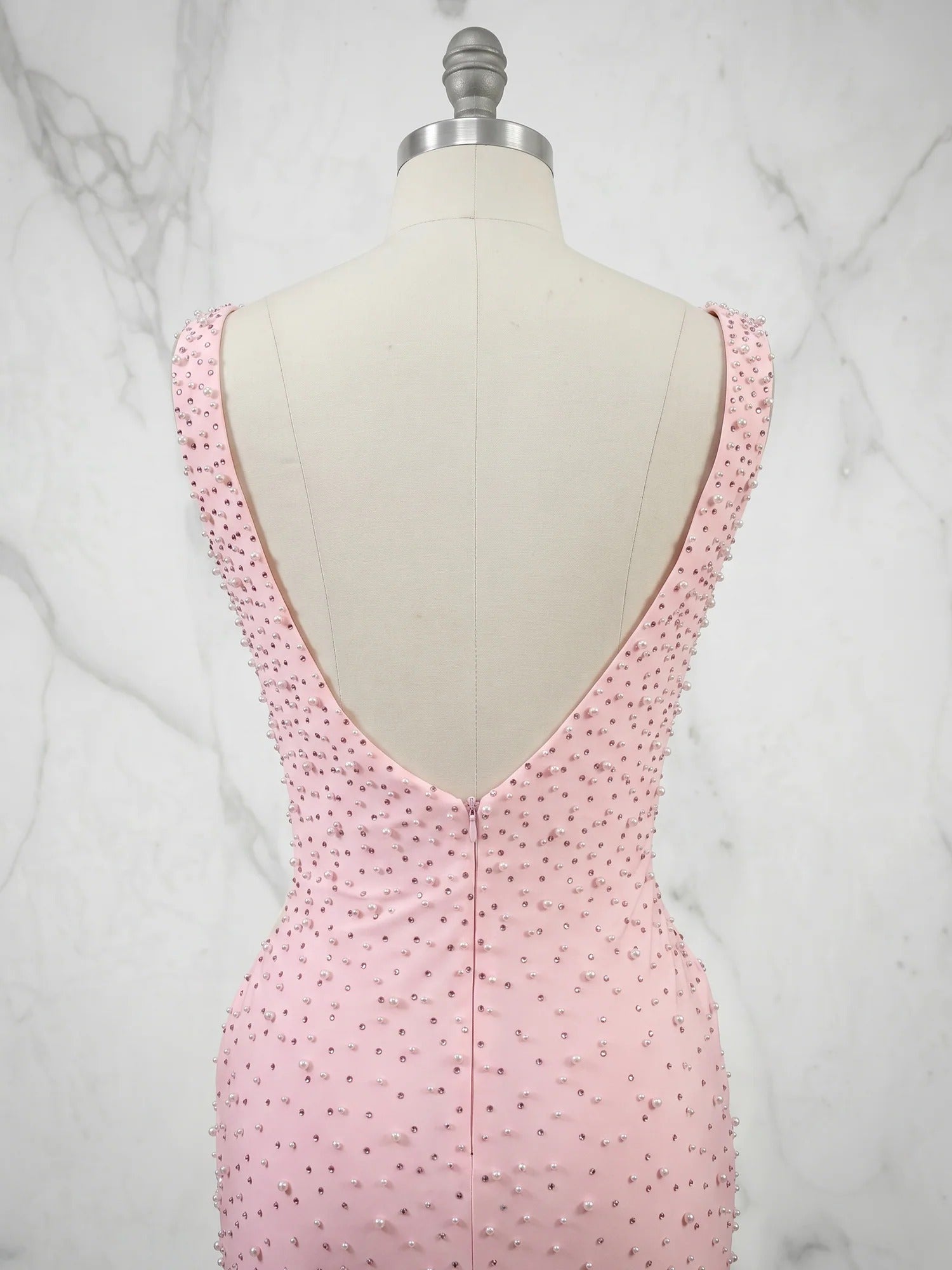 Deep V-Neck Pearl Embellished Bodycon Short Homecoming Dress