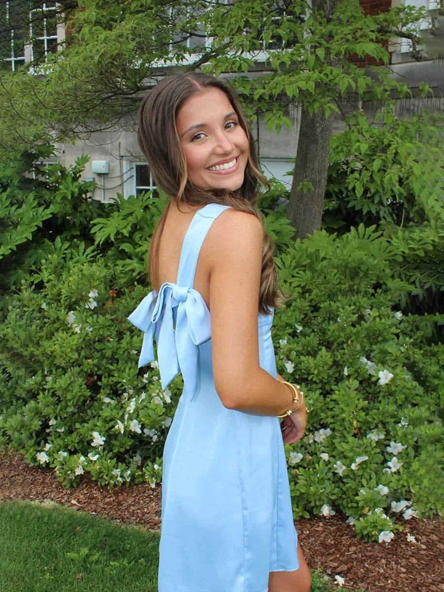 Bow Straps A-line Satin Short Homecoming Party Dress