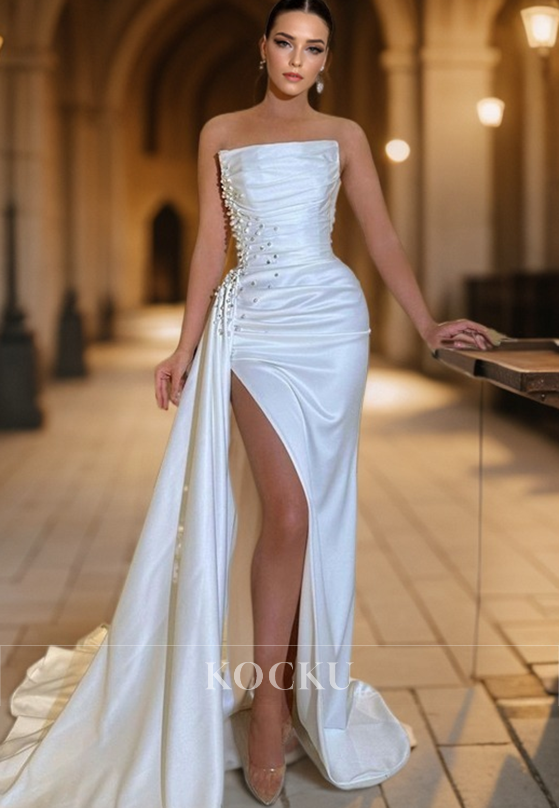 Elegant & Luxurious Sleeveless Ruched Sheath Split Evening Party Prom Dress With Beaded