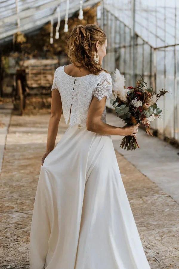 High Low Two Piece Satin Lace Wedding Dress with Sleeves (ZD15784)