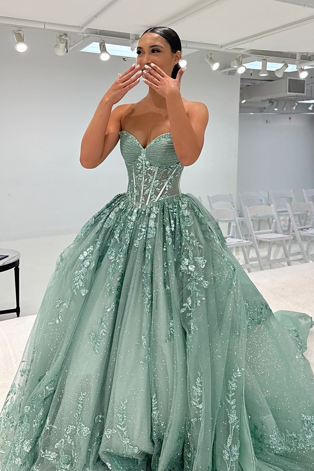 Beautiful A Line Sweetheart Green Corset Prom Dress with Appliques