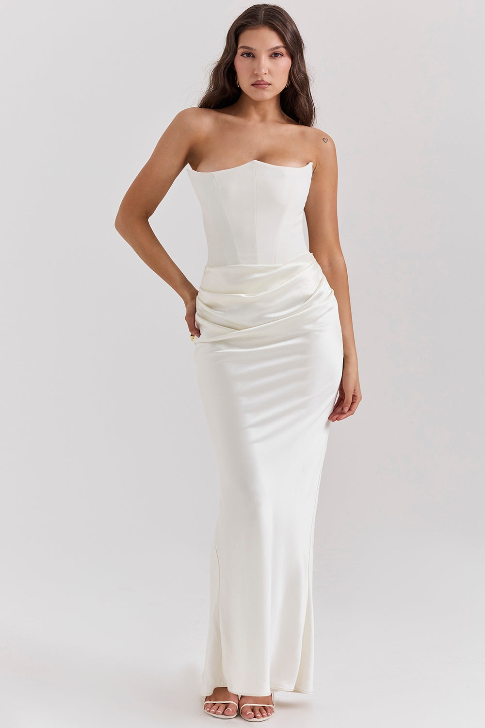 Virginia Boutique Luxury Maxi Dress Chic Silhouette Collection