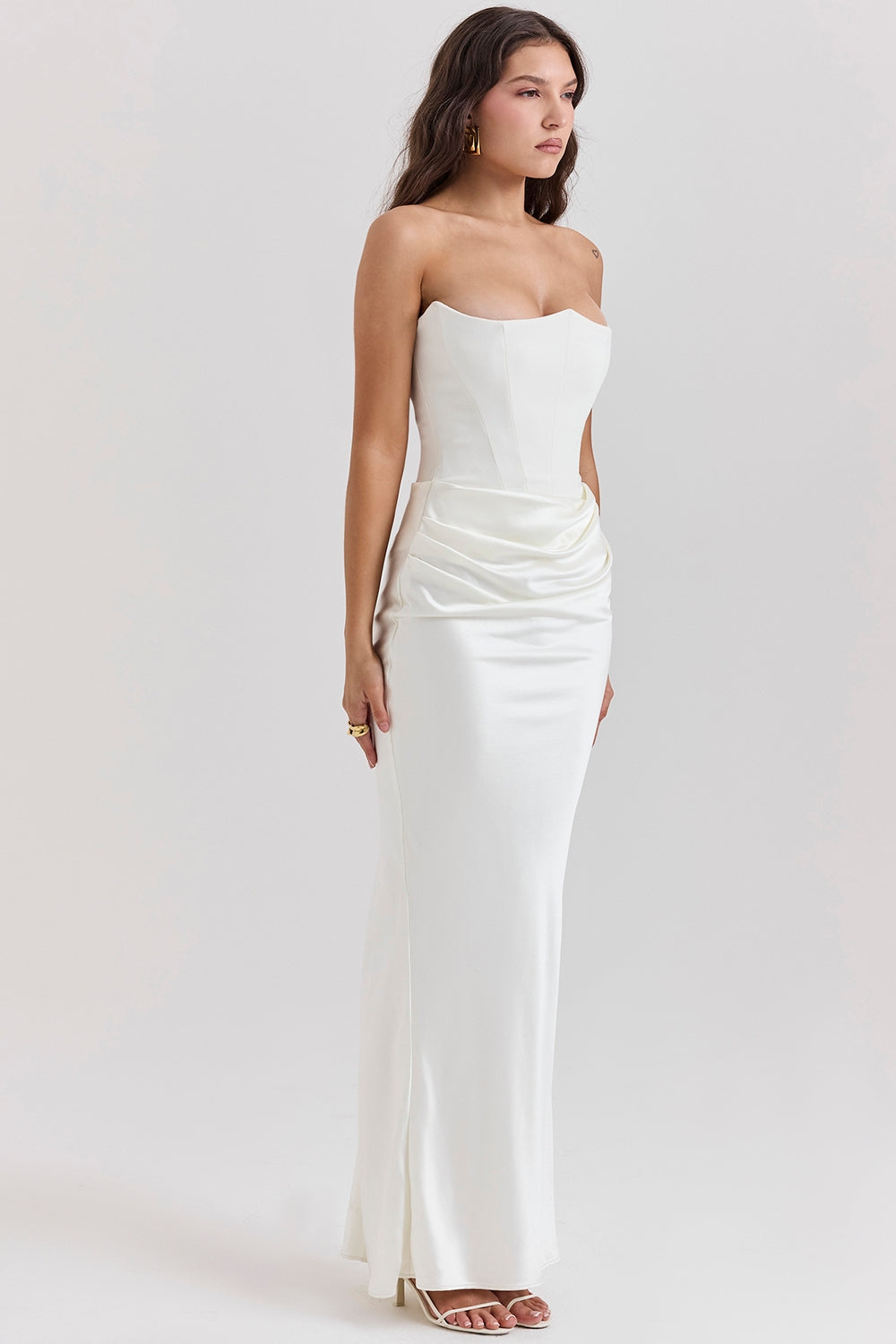 Virginia Boutique Luxury Maxi Dress Chic Silhouette Collection