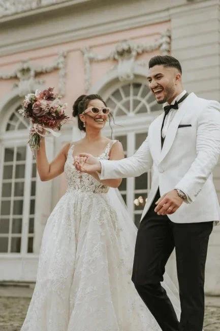 Ivory Sleeveless Straps A-Line Wedding Dress with Chapel Train (ZD14885)