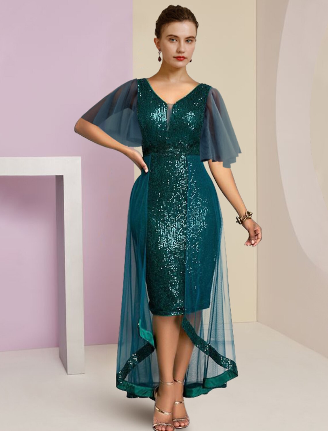 Sheath / Column Mother of the Bride Dress Formal Wedding Guest Elegant Sparkle & Shine High Low V Neck Knee Length Chiffon Sequined Short Sleeve with Pleats