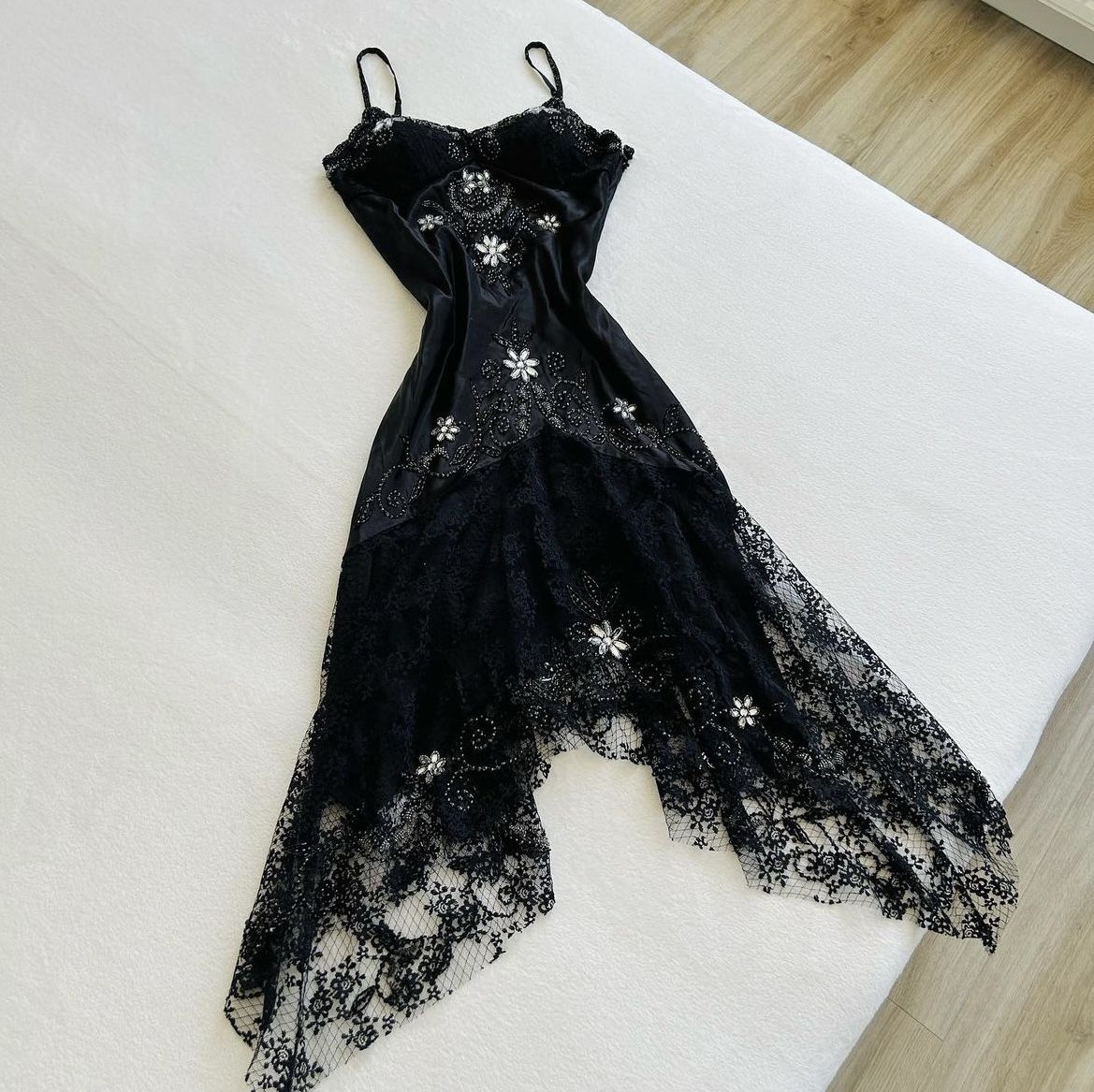 A-Line Black Lace Prom Dress Beaded Formal Evening Dress