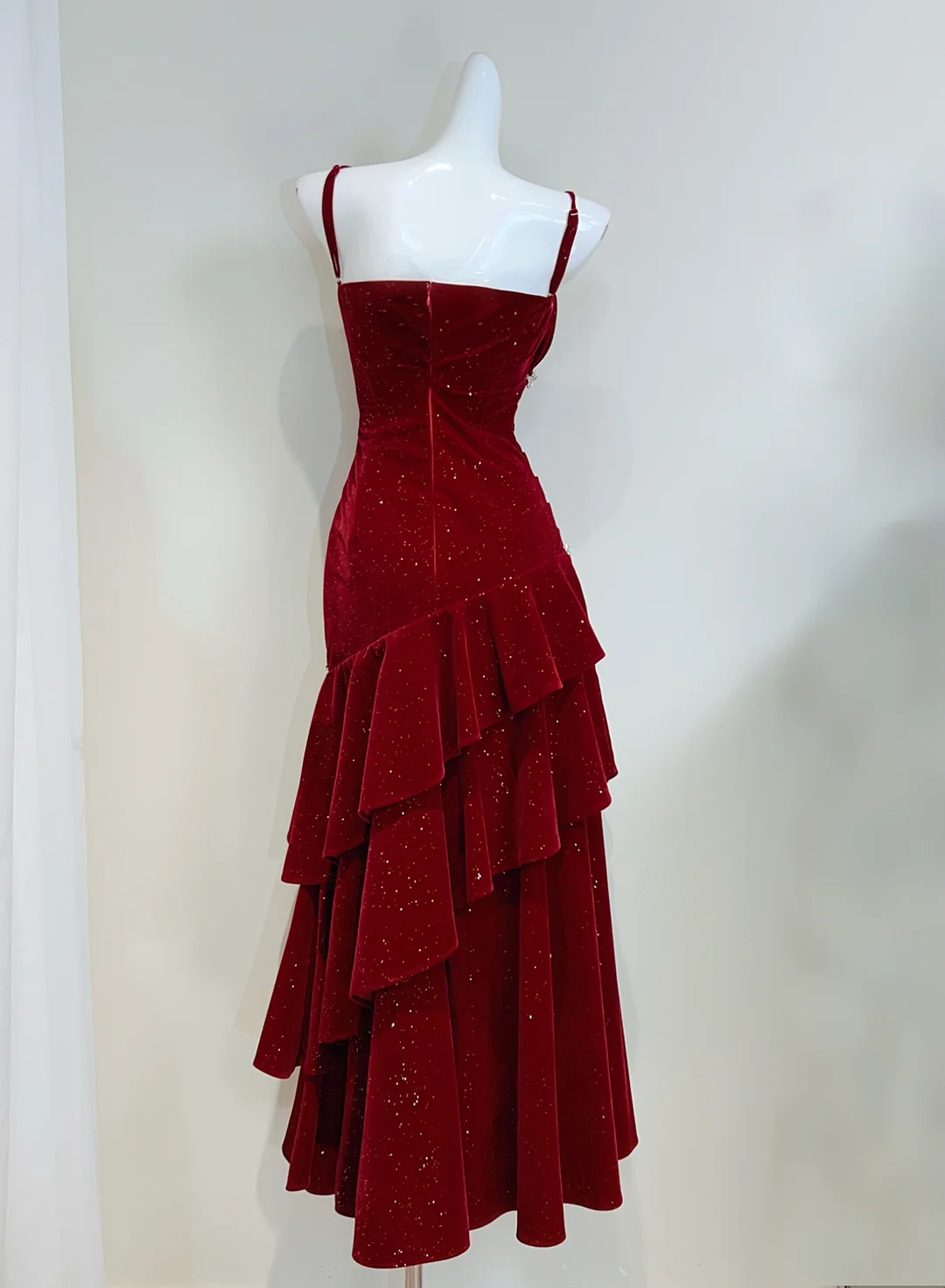 Beaded A-Line Burgundy Long Prom Dress Ruffle Velvet Evening Gowns