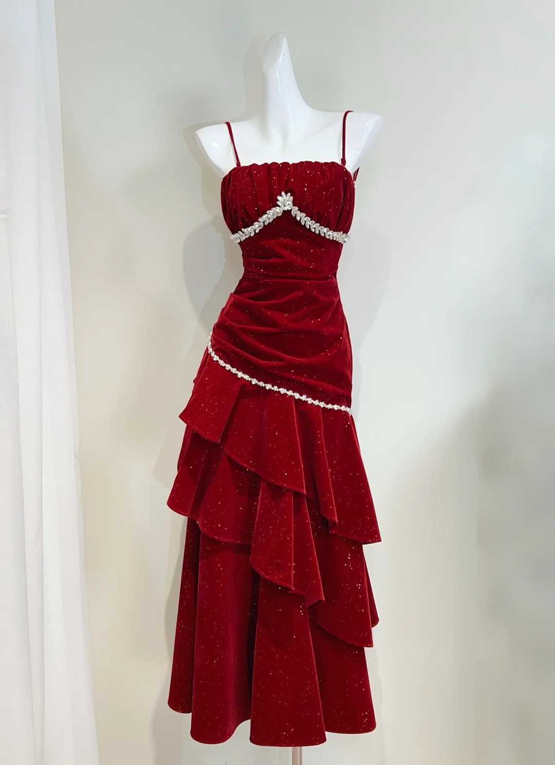Beaded A-Line Burgundy Long Prom Dress Ruffle Velvet Evening Gowns