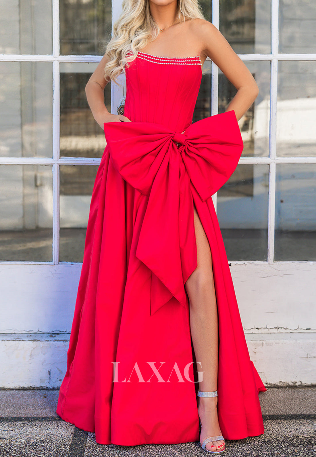 Beaded Scoop-Neck Off-Shoulder Pleated Party Gowns Sleeveless Pleated A-Line Prom Dress with Bow