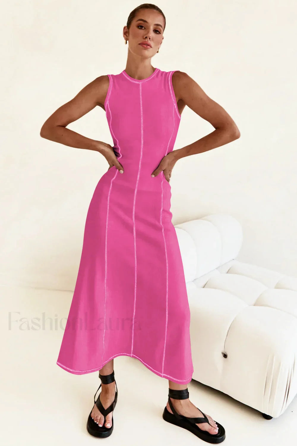 Knit Sleeveless A Relaxed Dress for Layered Outfit Styling