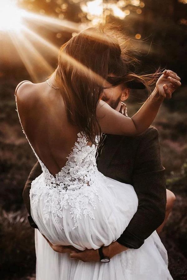 Lace Bodice V Neck Bridal Dresses Ivory Backless A Line Wedding Dresses (ZD16007)