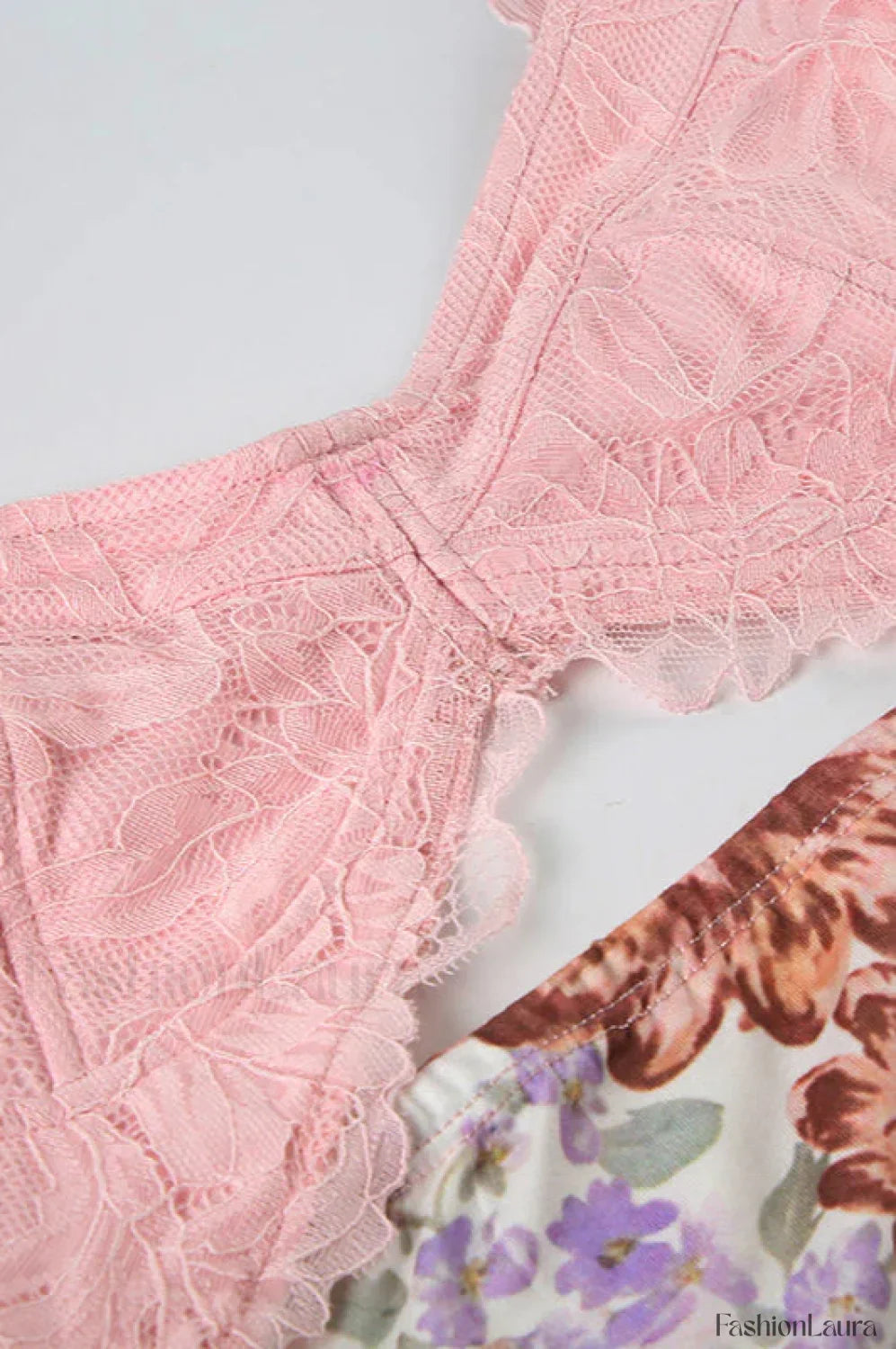 Lace Splicing Printed Dress with Relaxed Everyday Styling