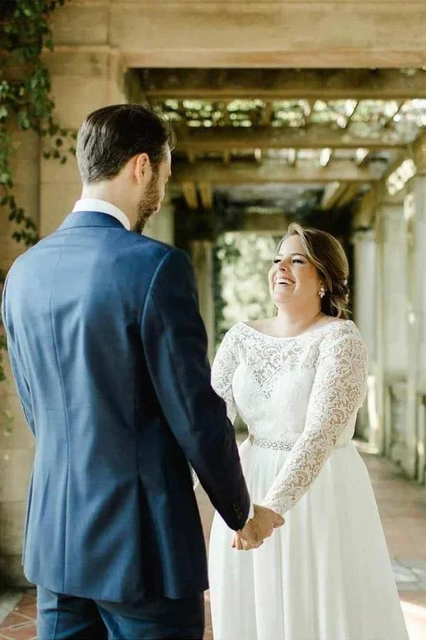 Lace Top Ivory Chiffon Plus Size Wedding Dresses with Long Sleeves (ZD16008)