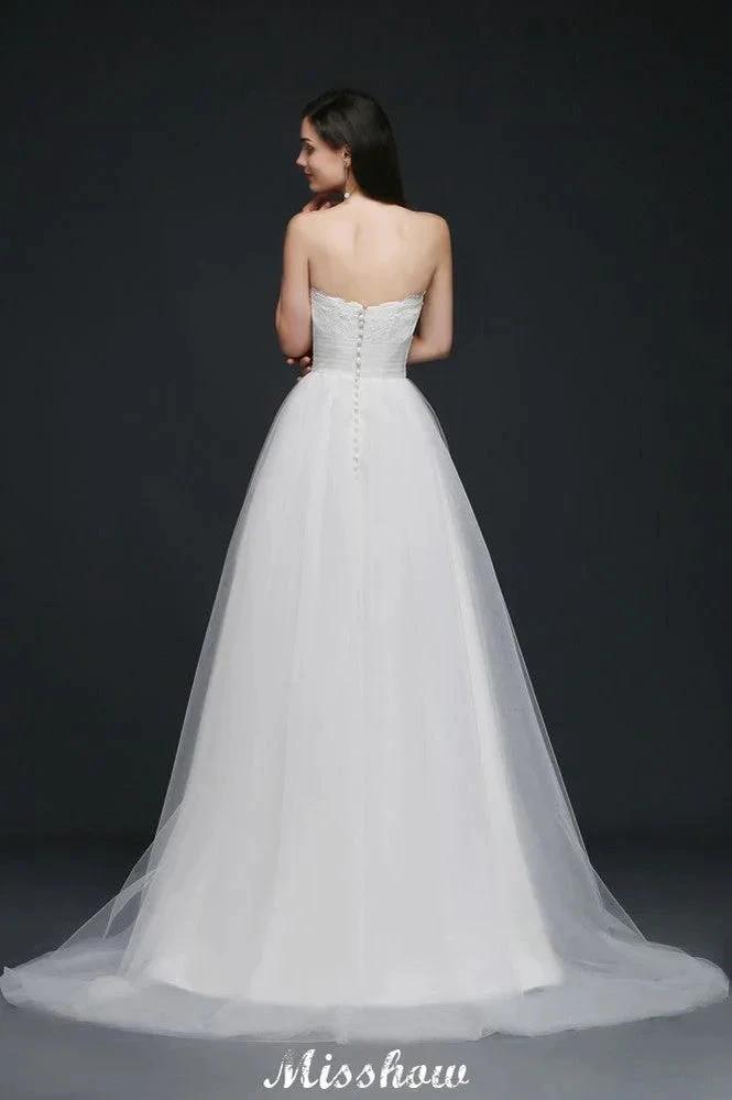 Lace White A-line Strapless Tulle Wedding Dress (ZD13927)