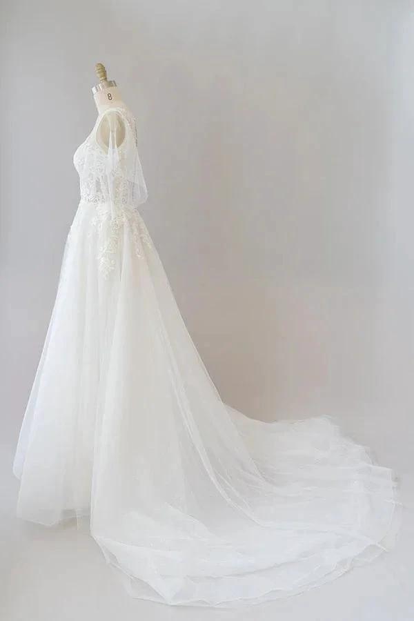 Long A-line Appliques Lace Tulle Wedding Dress with Sleeves (ZD16691)