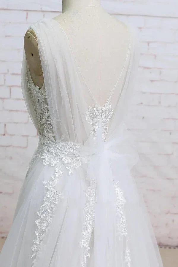 Long A-line V-neck Appliques Lace Tulle Wedding Dress (ZD14420)