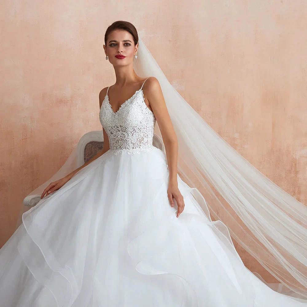 Long A-line V-neck Appliques Tulle Wedding Dress (ZD14404)