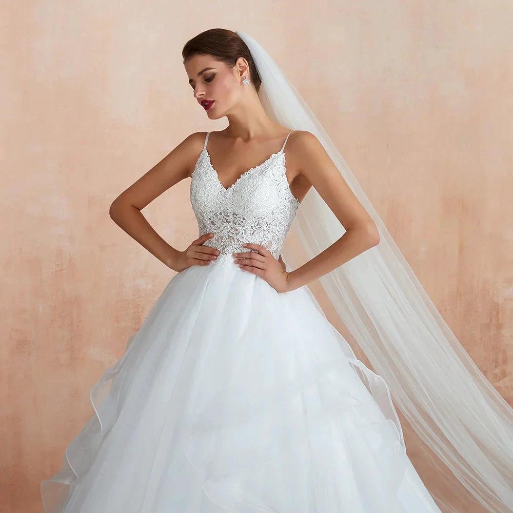 Long A-line V-neck Appliques Tulle Wedding Dress (ZD14404)