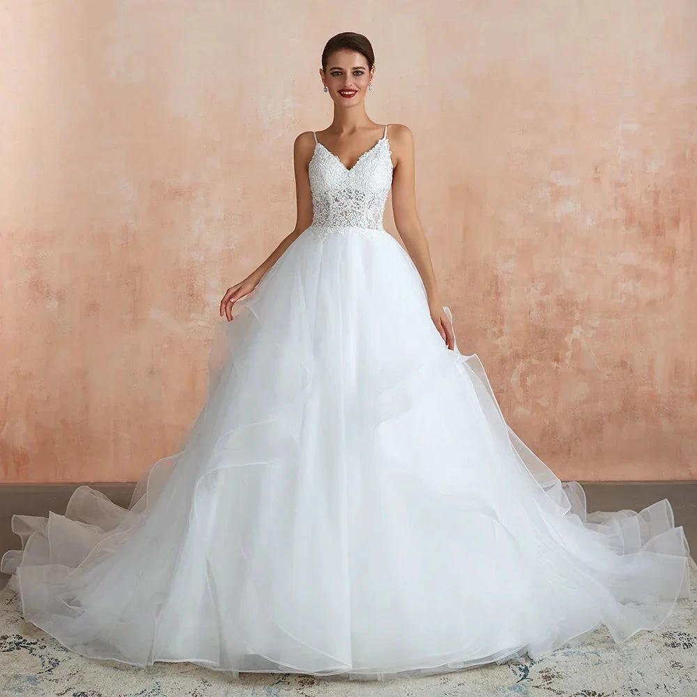 Long A-line V-neck Appliques Tulle Wedding Dress (ZD14404)