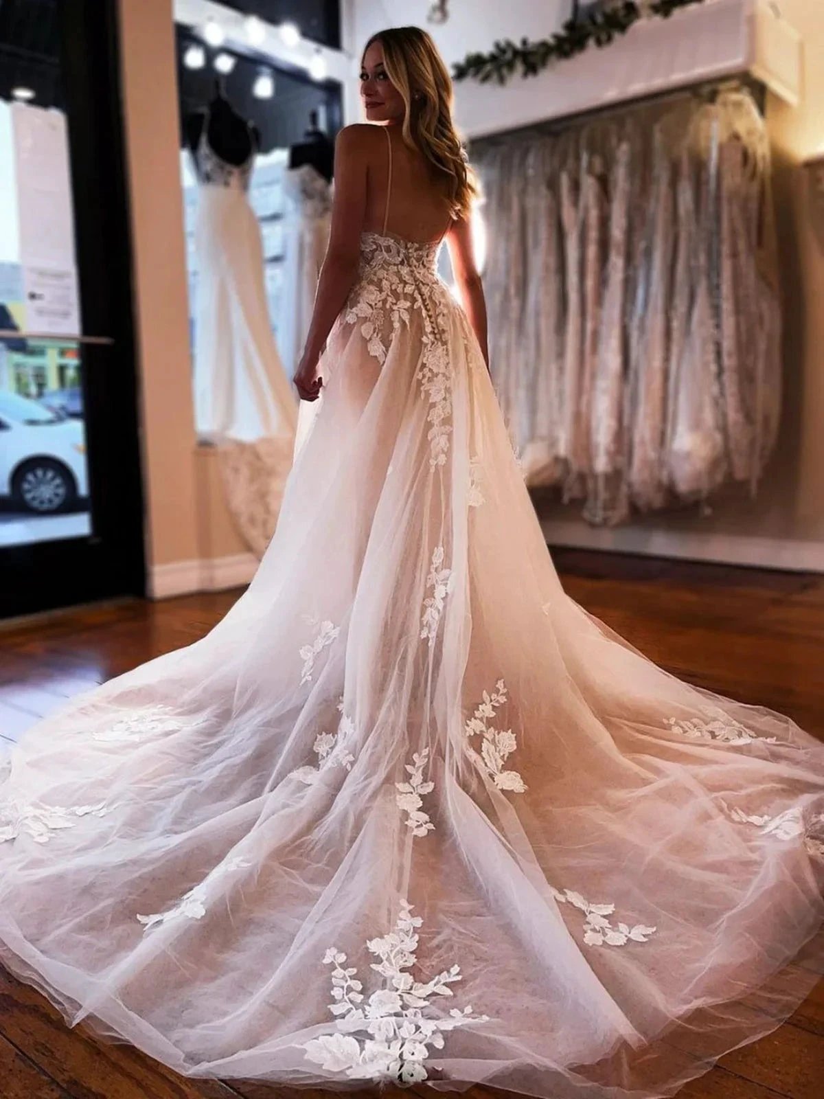 Long A-line V-neck Tulle Lace Floral Spaghetti Straps Backless Wedding Dresses (ZD16749)