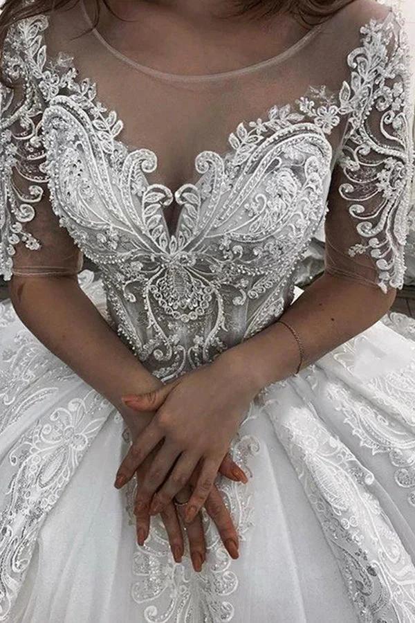 Long Ball Gown Sweetheart Appliques Lace Tulle Wedding Dress with Sleeves (ZD15995)