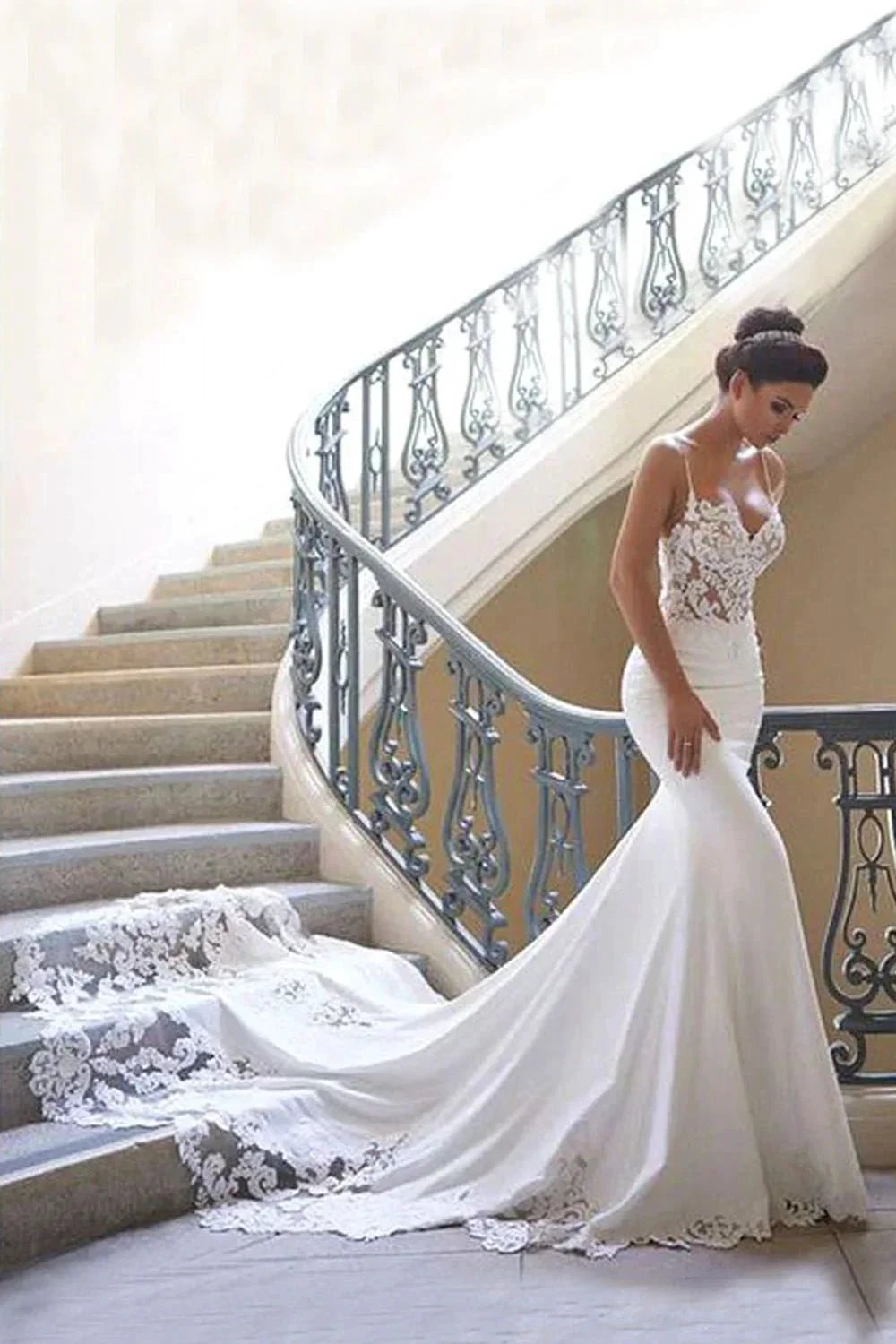 Long Mermaid Spaghetti Strap Lace Backless Wedding Dress (ZD16692)