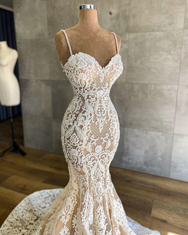 Long Mermaid Sweetheart Spaghetti Straps Appliques Lace Wedding Dress (ZD15130)