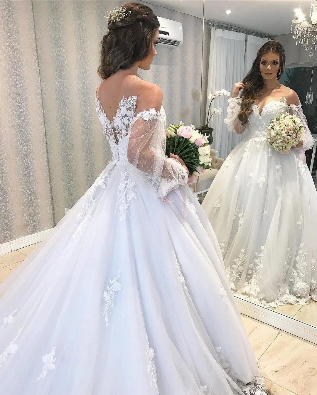 Long Princess Off-the-shoulder Tulle Wedding Dress with Bubble Sleeves (ZD15058)