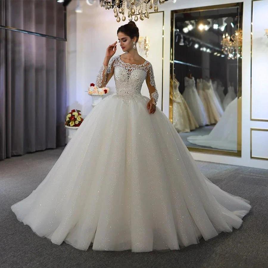 Long Sleeve A-Line Bateau Appliques Lace Sequins Wedding Dress (ZD15098)
