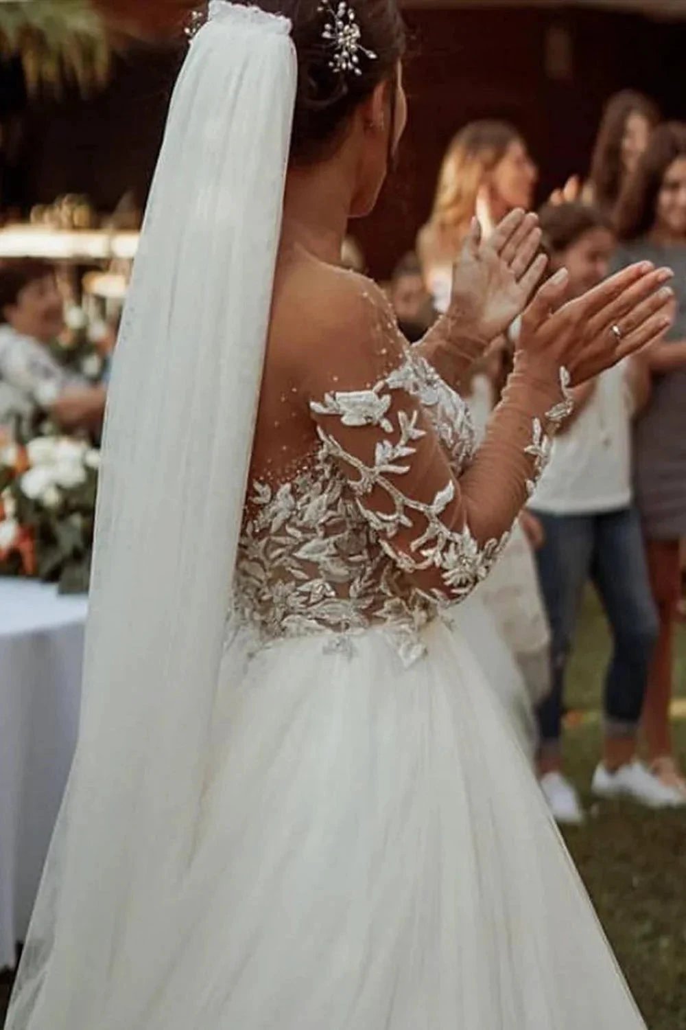 Long Sleeve A-line Sweetheart Tulle Lace Wedding Dress (ZD15990)