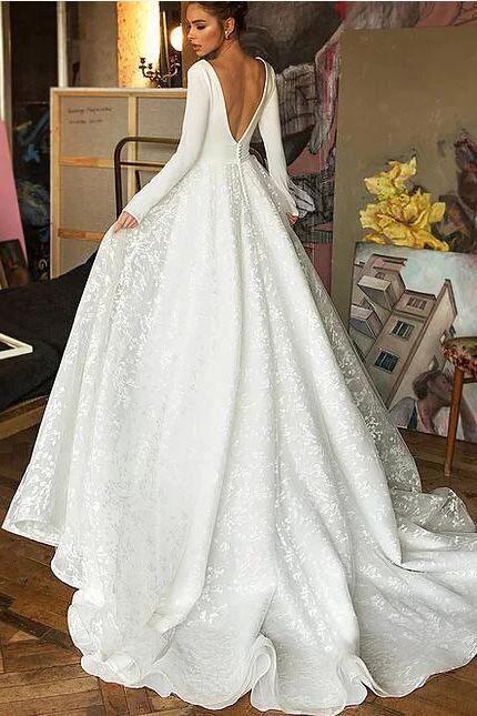 Long Sleeve V-neck Boho Bridal Gowns Satin Backless Lace Wedding Dress (ZD14453)