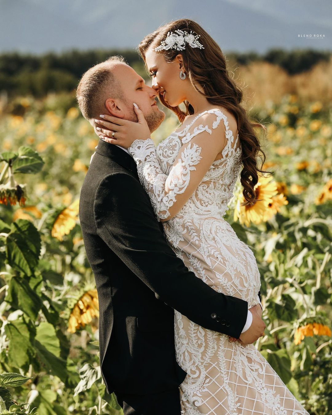 Long Sleeves Lace Wedding Dress Mermaid Boho Bridal Gowns (ZD17510)