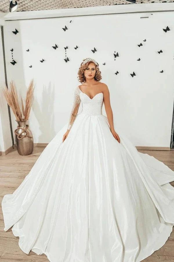 Long Sweetheart Satin Ruffles Ball Gown Wedding Dress with Sleeves (ZD15077)