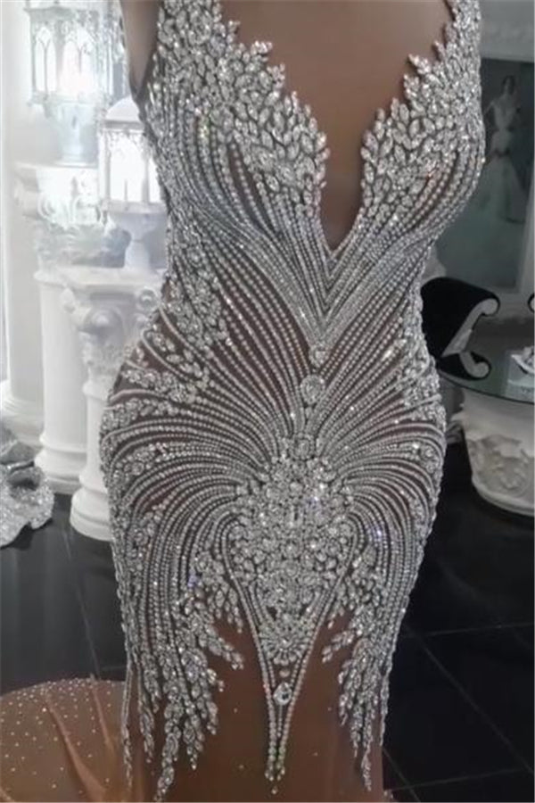 Luxurious Crystals Mermaid Wedding Dresses V-Neck Backless Champagne Bridal Gowns