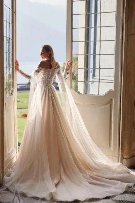 Luxury Beautiful Off-the-shoulder long sleeves a-line lace Wedding Dresses beading (ZD14862)
