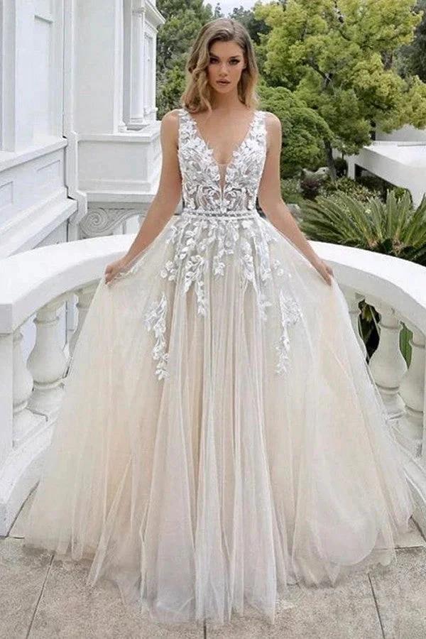 Luxury Long A-line V-neck Tulle Sleeveless Backless Wedding Dress with Lace (ZD15120)