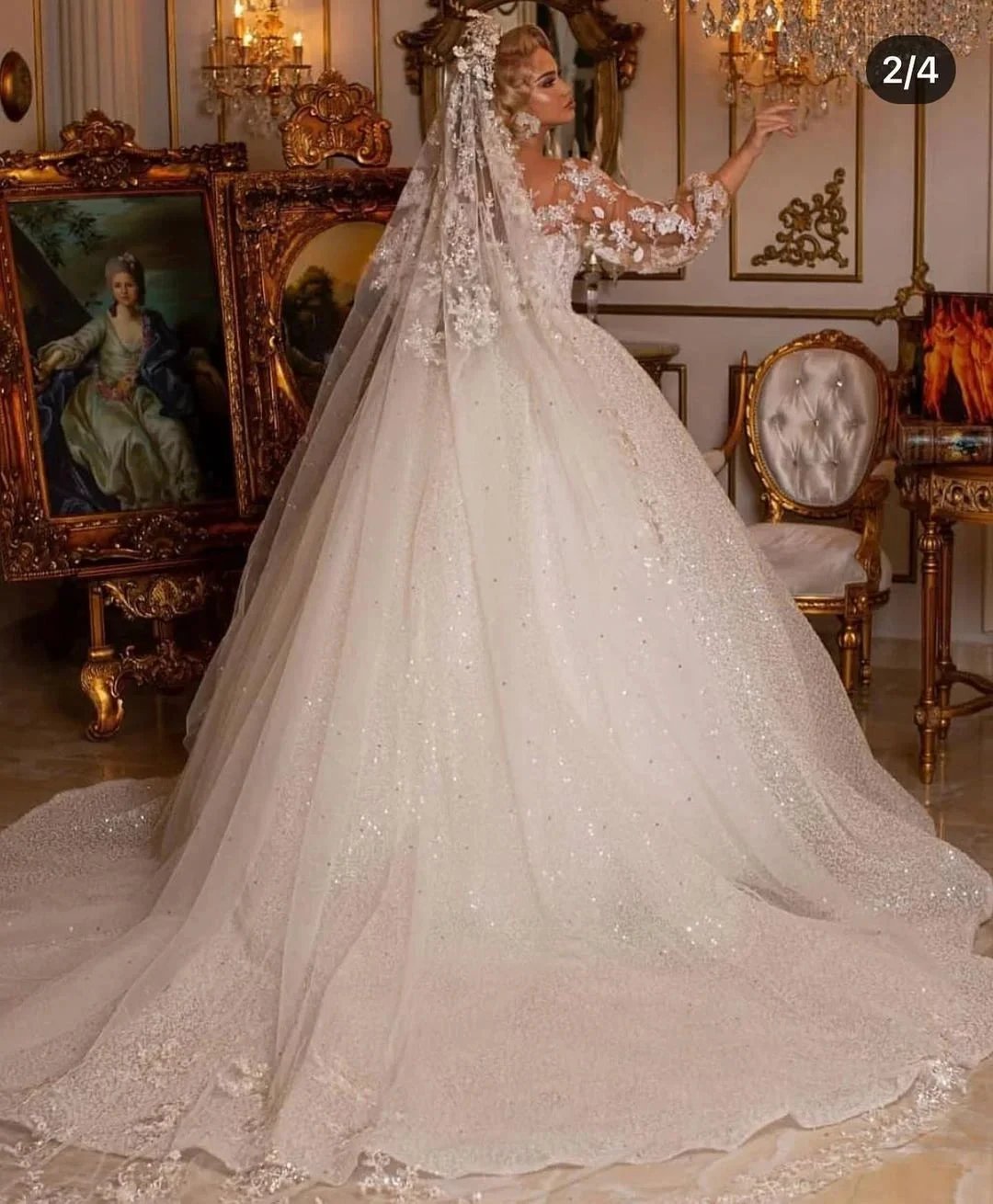 Luxury Long Ball Gown Glitter Wedding Dress with Puffy Sleeves (ZD15019)