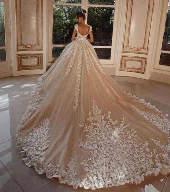 Luxury Long Glitter Wedding Dresses Princess with Lace (ZD16570)