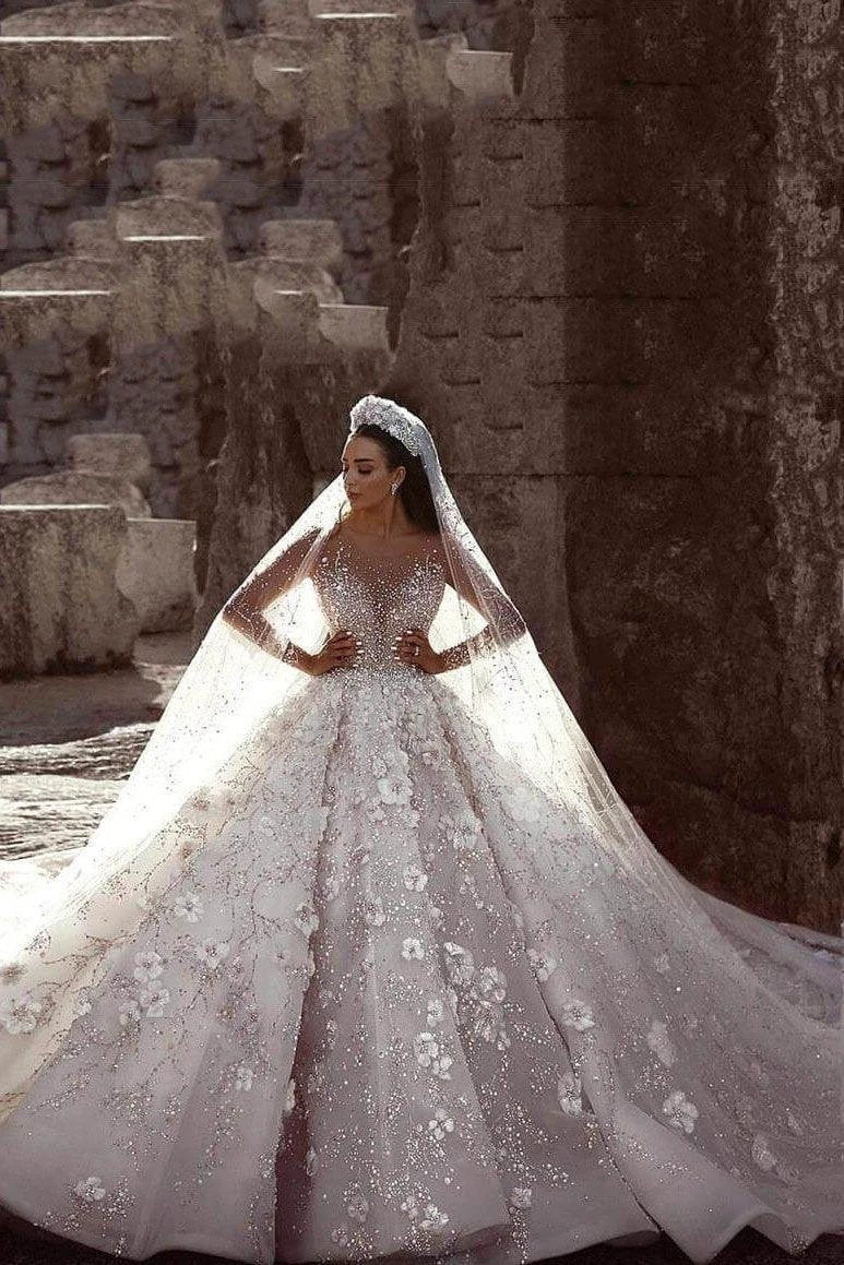Luxury Long Sleeve Lace Ball Gown Beaded Wedding Dress (ZD15839)